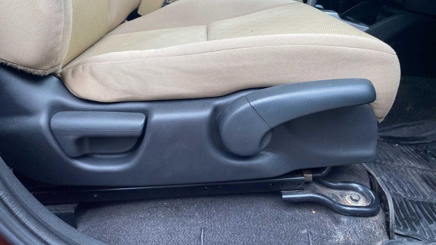 2017 Honda Jazz 1.2L I-VTEC V AT, Petrol, Automatic, 22,460 km, Driver Side Adjustment Panel
