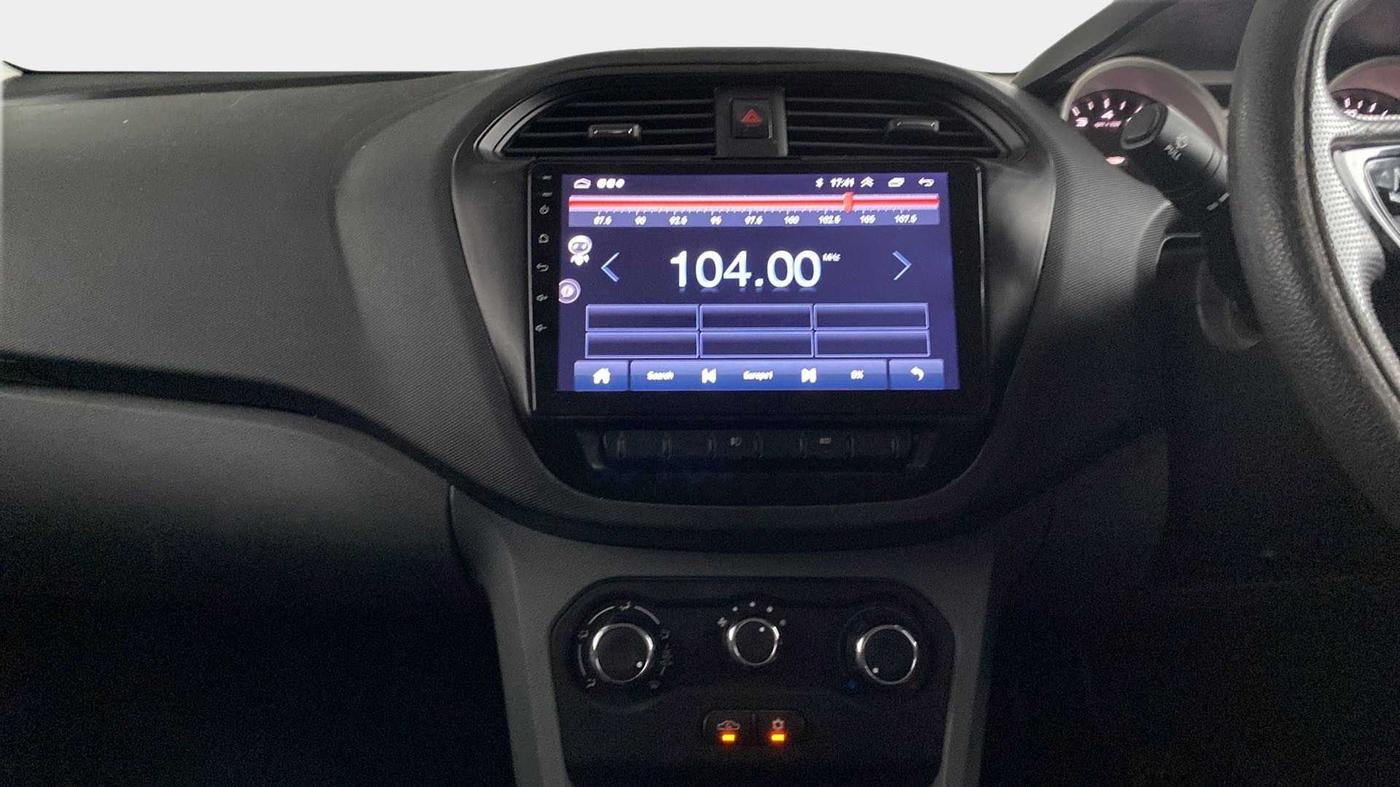 2017 Tata TIGOR XT PETROL, Petrol, Manual, 90,845 km, Air Conditioner