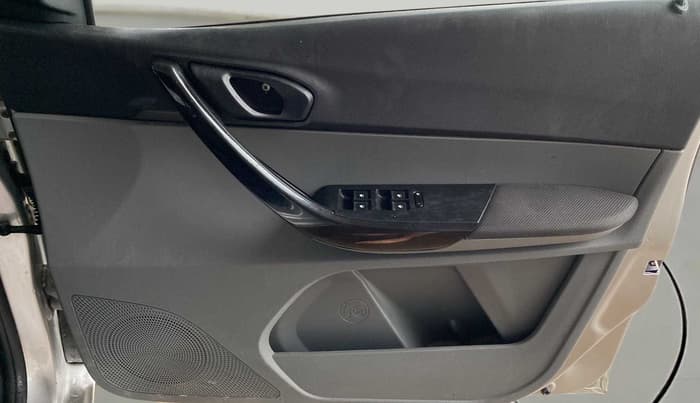 2017 Tata TIGOR XT PETROL, Petrol, Manual, 90,845 km, Driver Side Door Panels Control