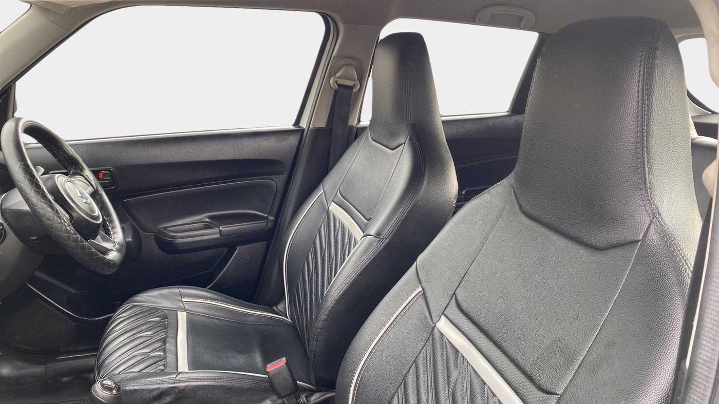 2020 Maruti Swift LXI, Petrol, Manual, 32,982 km, Right Side Front Door Cabin