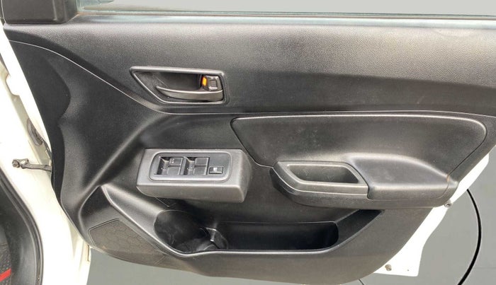2020 Maruti Swift LXI, Petrol, Manual, 32,982 km, Driver Side Door Panels Control