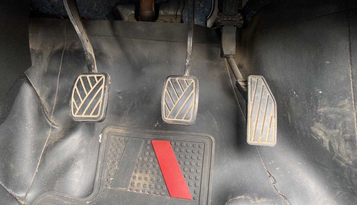 2020 Maruti Swift LXI, Petrol, Manual, 32,982 km, Pedals