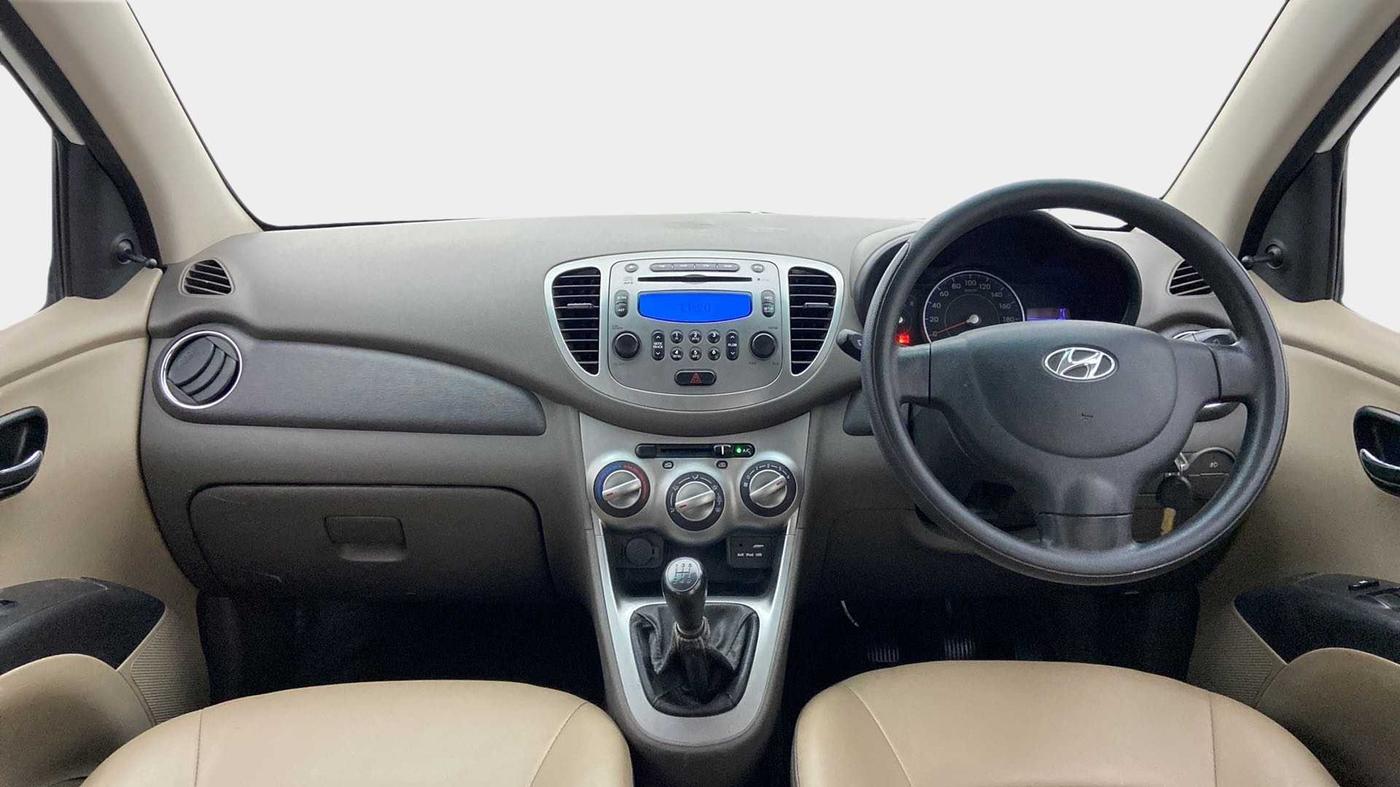 2016 Hyundai i10 SPORTZ 1.1, Petrol, Manual, 48,333 km, Dashboard
