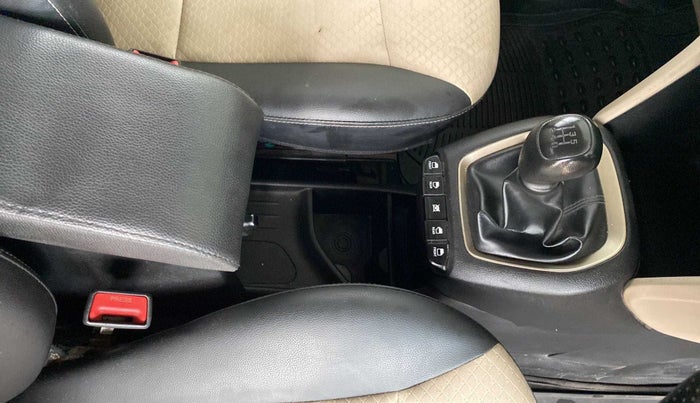 2018 Hyundai NEW SANTRO SPORTZ MT, Petrol, Manual, 72,590 km, Gear Lever