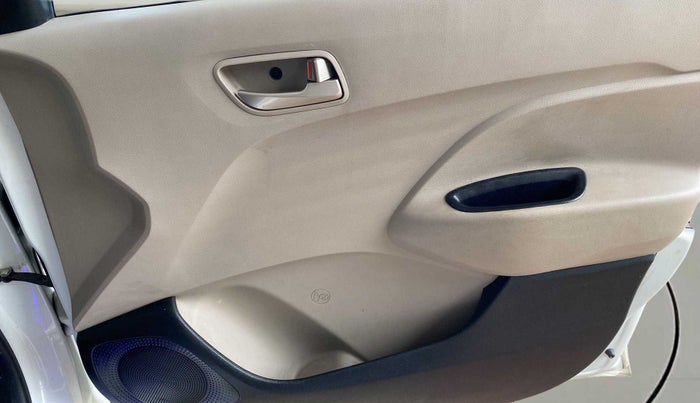 2018 Hyundai NEW SANTRO SPORTZ MT, Petrol, Manual, 72,590 km, Driver Side Door Panels Control