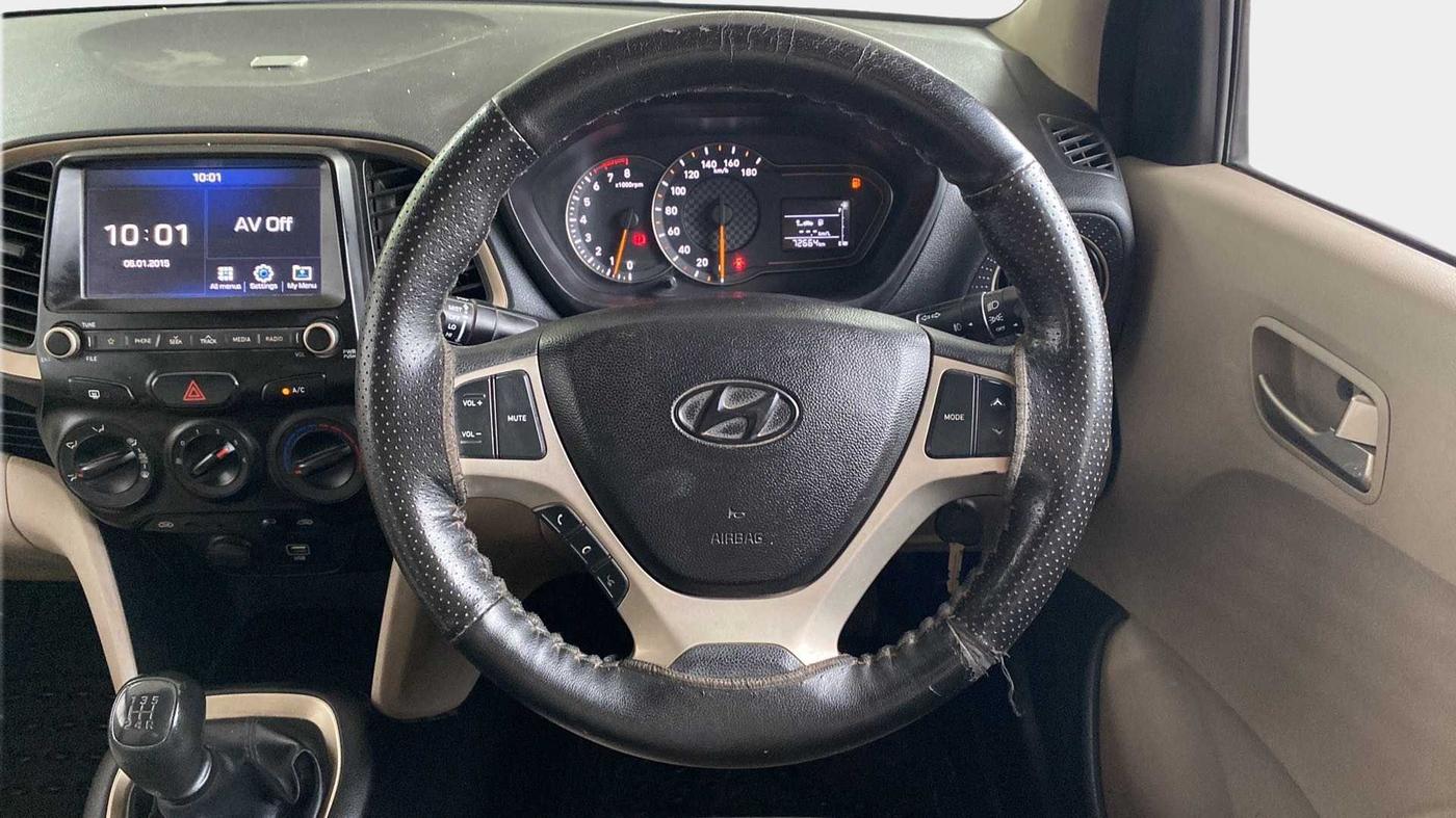 2018 Hyundai NEW SANTRO SPORTZ MT, Petrol, Manual, 72,590 km, Steering Wheel Close Up