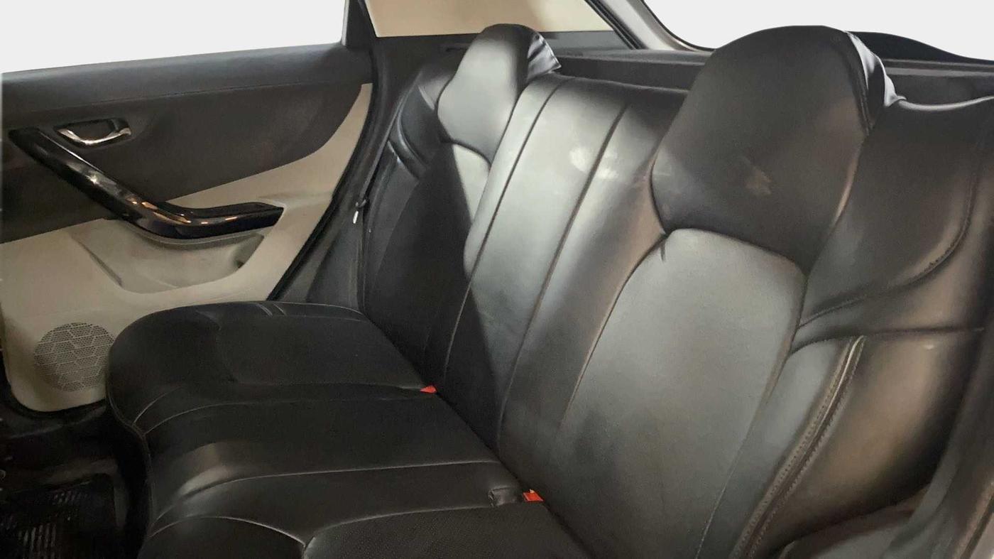 2018 Tata NEXON XZ PETROL, CNG, Manual, 67,663 km, Right Side Rear Door Cabin