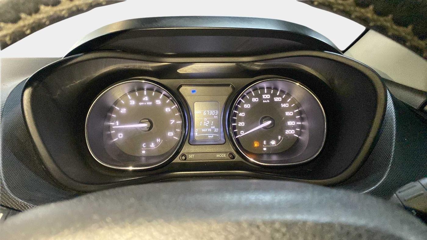 2018 Tata NEXON XZ PETROL, CNG, Manual, 67,663 km, Odometer Image