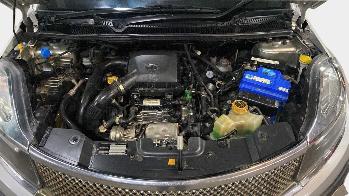 2018 Tata NEXON XZ PETROL, CNG, Manual, 67,663 km, Open Bonet