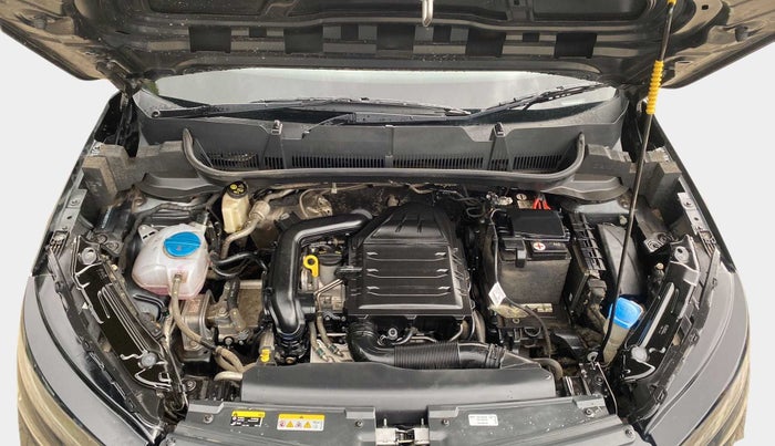 2022 Skoda KUSHAQ AMBITION 1.0L TSI AT, Petrol, Automatic, 19,038 km, Open Bonet