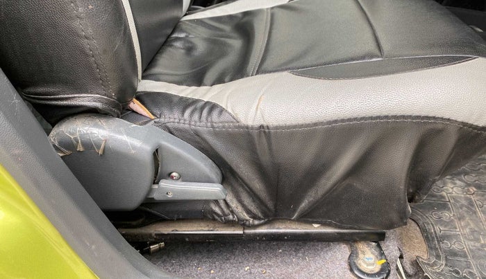 2018 Maruti Alto 800 LXI, Petrol, Manual, 19,566 km, Driver Side Adjustment Panel