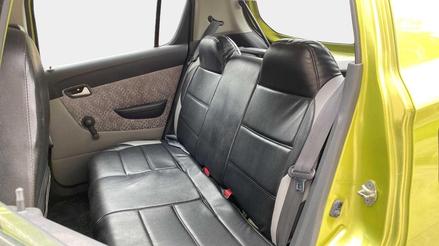 2018 Maruti Alto 800 LXI, Petrol, Manual, 19,566 km, Right Side Rear Door Cabin