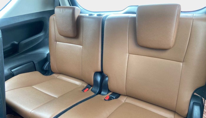 2021 Toyota Innova Crysta 2.4 ZX AT 7 STR, Diesel, Automatic, 34,467 km, Third Seat Row ( optional )