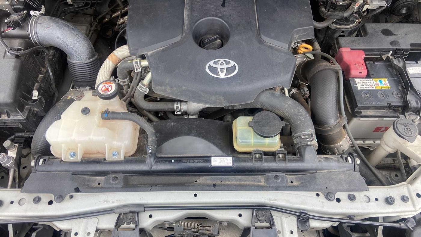 2021 Toyota Innova Crysta 2.4 ZX AT 7 STR, Diesel, Automatic, 34,467 km, Open Bonet