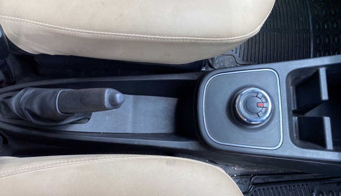 2021 Renault Kwid RXT 1.0 AMT (O), Petrol, Automatic, 11,122 km, Gear Lever