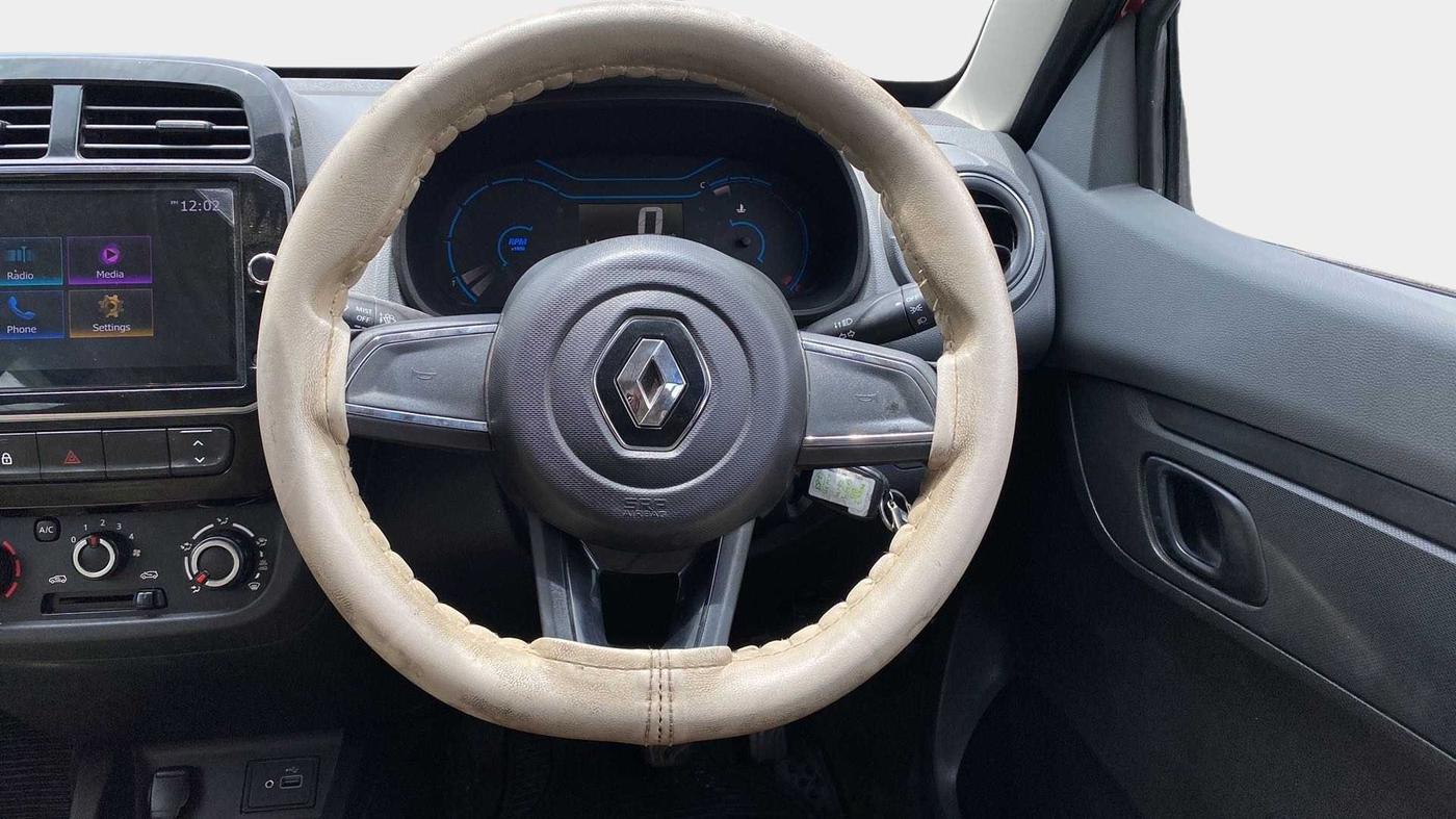2021 Renault Kwid RXT 1.0 AMT (O), Petrol, Automatic, 11,122 km, Steering Wheel Close Up