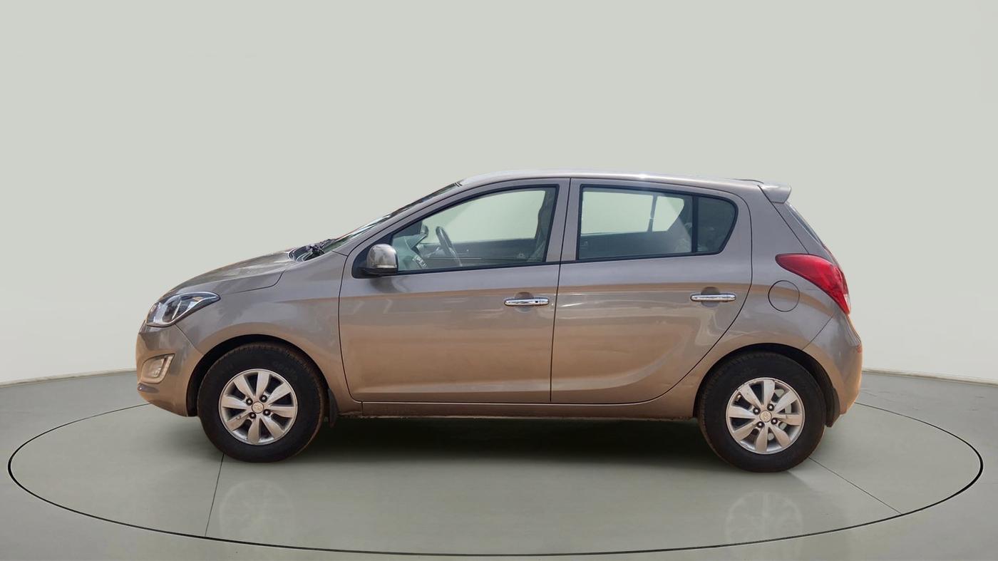 2013 Hyundai i20 ASTA 1.2, Petrol, Manual, 61,116 km, Left Side