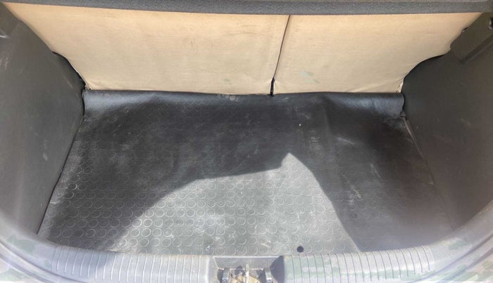 2013 Hyundai i20 ASTA 1.2, Petrol, Manual, 61,116 km, Boot Inside
