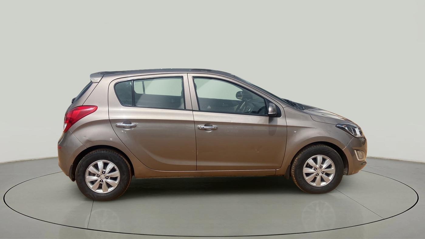 2013 Hyundai i20 ASTA 1.2, Petrol, Manual, 61,116 km, Right Side View