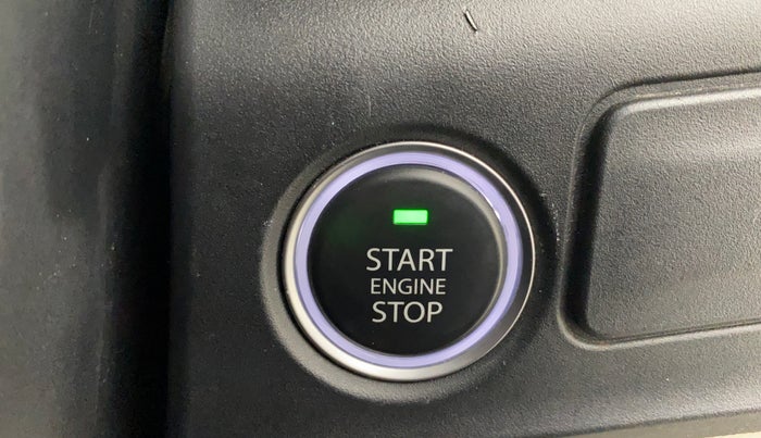 2023 Tata ALTROZ XZ PETROL, Petrol, Manual, 10,965 km, Keyless Start/ Stop Button