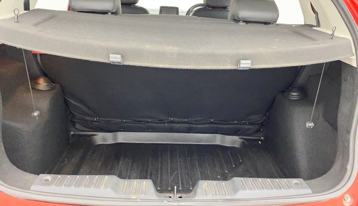 2023 Tata ALTROZ XZ PETROL, Petrol, Manual, 10,965 km, Boot Inside