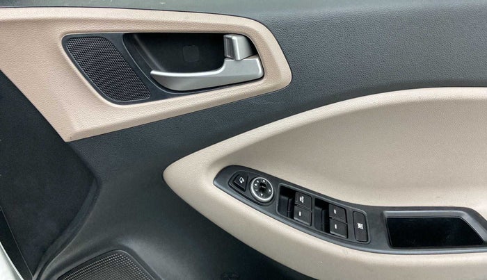 2019 Hyundai Elite i20 ASTA 1.2 (O), Petrol, Manual, 40,619 km, Driver Side Door Panels Control