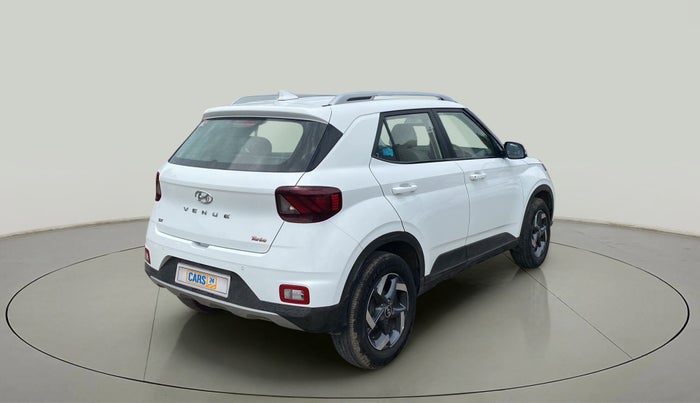 2020 Hyundai VENUE SX 1.0 TURBO, Petrol, Manual, 21,768 km, Right Back Diagonal
