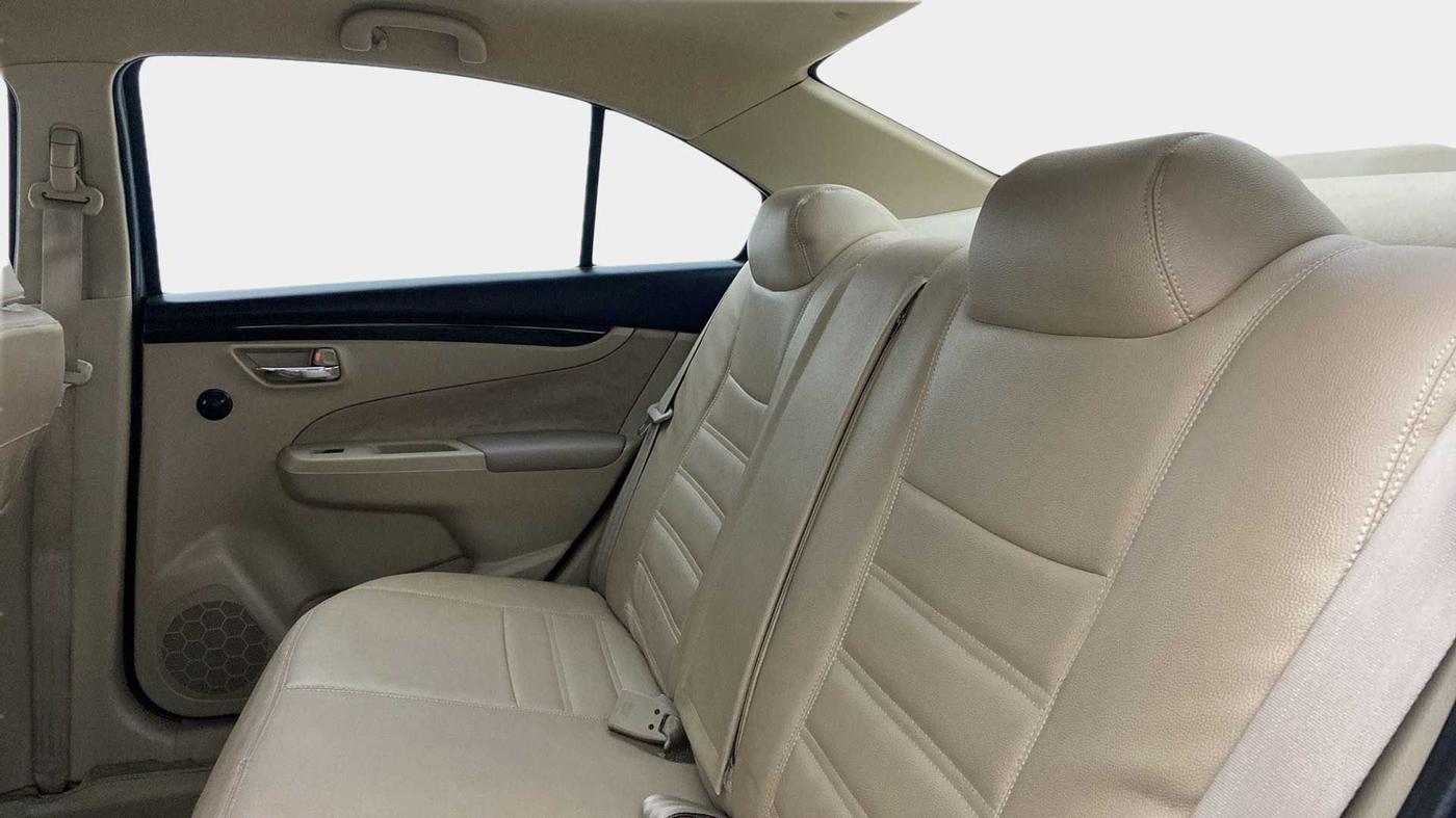 2016 Maruti Ciaz VXI+, Petrol, Manual, 79,933 km, Right Side Rear Door Cabin