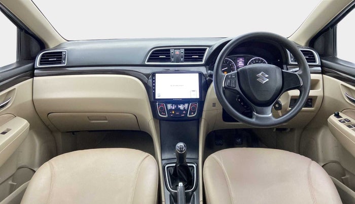 2016 Maruti Ciaz VXI+, Petrol, Manual, 79,933 km, Dashboard