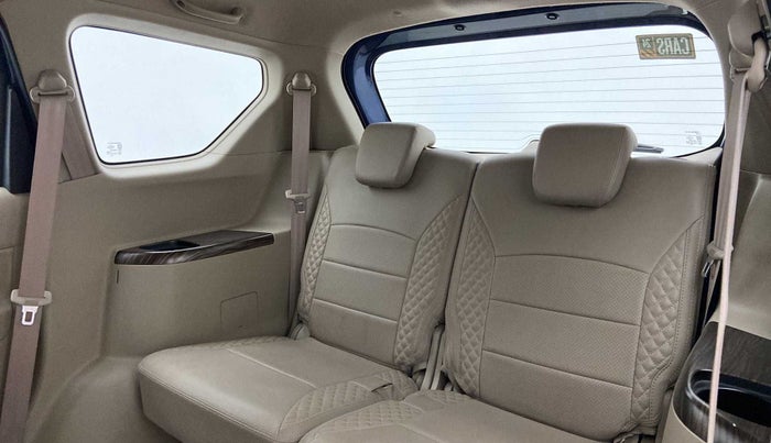 2022 Maruti Ertiga ZXI+ SHVS, Petrol, Manual, 28,892 km, Third Seat Row ( optional )