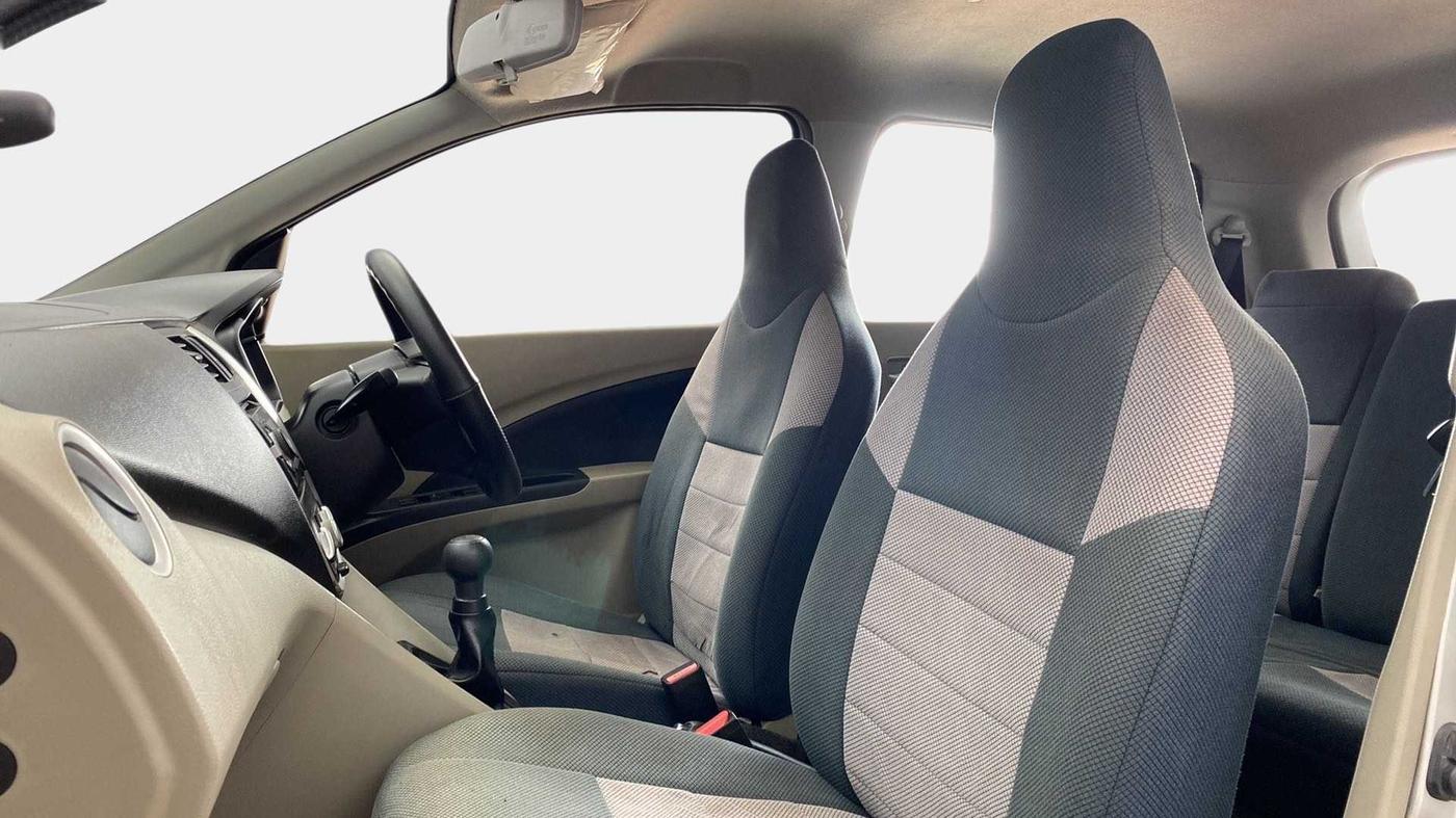 2016 Maruti Celerio VXI, Petrol, Manual, 29,309 km, Right Side Front Door Cabin