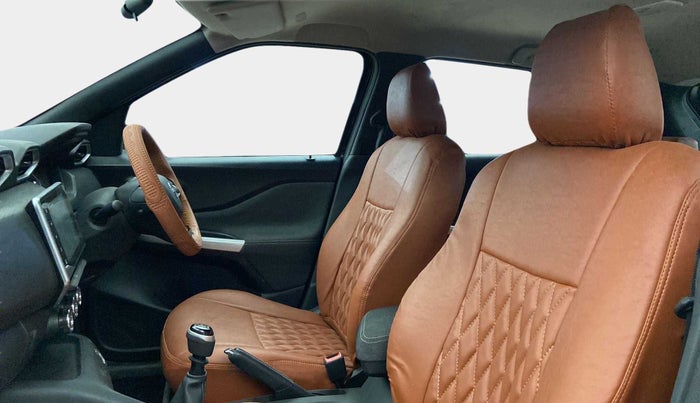 2022 Nissan MAGNITE XV PREMIUM, Petrol, Manual, 11,851 km, Right Side Front Door Cabin
