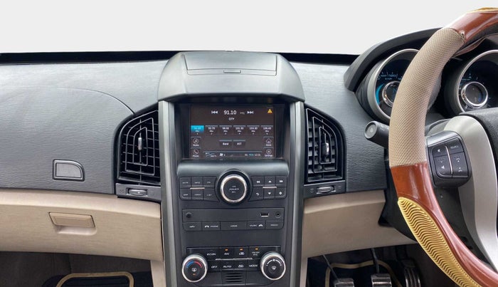 2017 Mahindra XUV500 W10, Diesel, Manual, 70,288 km, Air Conditioner