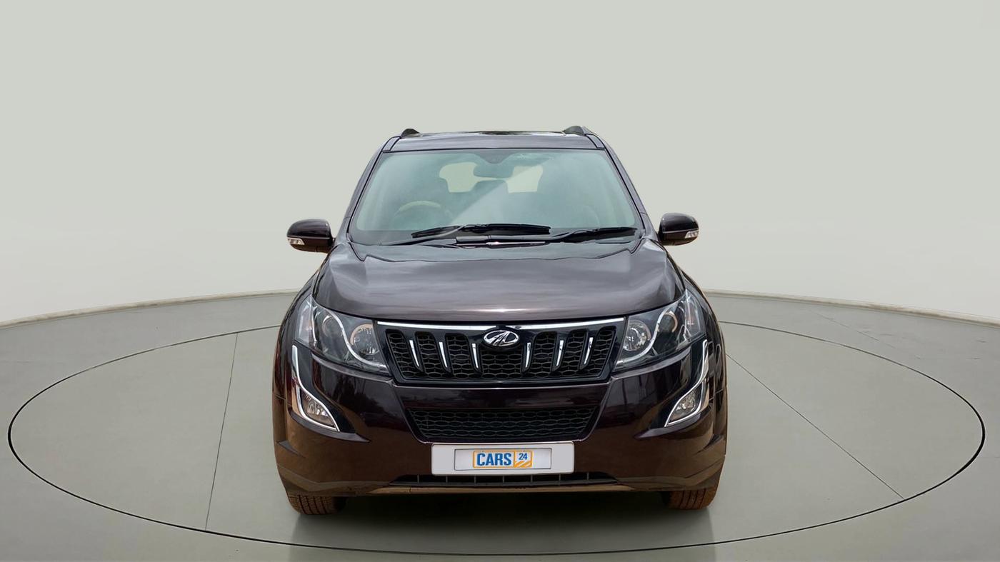 2017 Mahindra XUV500 W10, Diesel, Manual, 70,288 km, Front