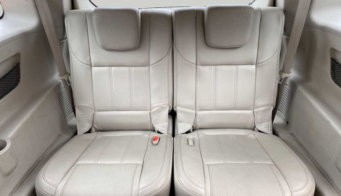 2017 Mahindra XUV500 W10, Diesel, Manual, 70,288 km, Third Seat Row ( optional )