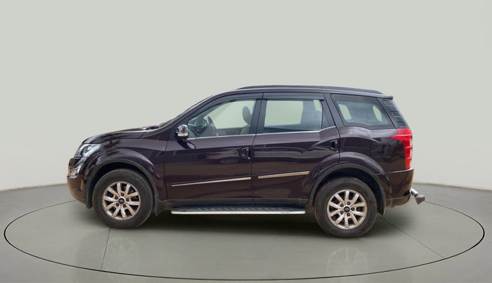 2017 Mahindra XUV500 W10, Diesel, Manual, 70,288 km, Left Side