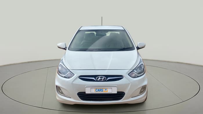2013 Hyundai Verna FLUIDIC 1.6 CRDI SX, Diesel, Manual, 1,03,388 km, Front