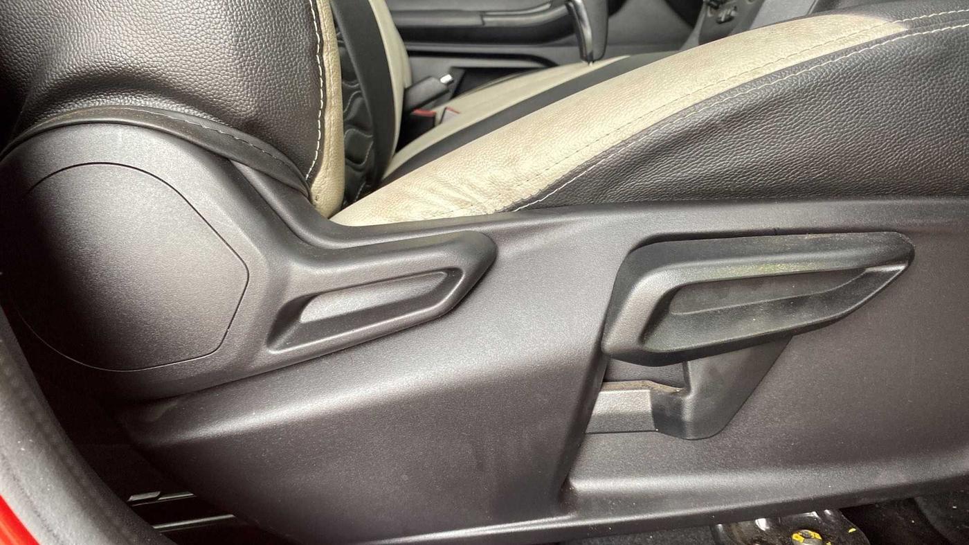 2023 Tata TIAGO NRG XZ AMT, Petrol, Automatic, 2,370 km, Driver Side Adjustment Panel
