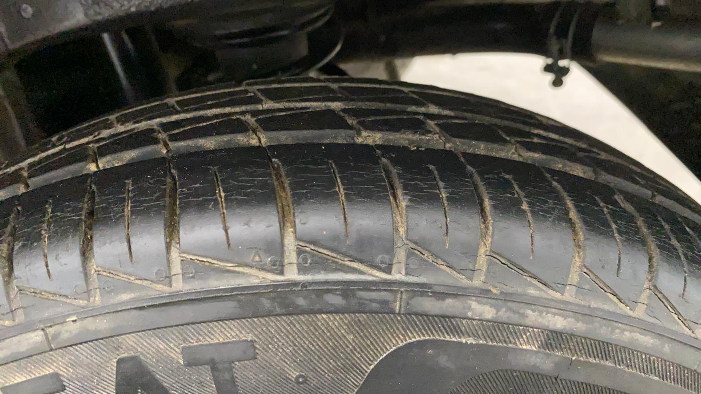 2019 Maruti Alto LXI, Petrol, Manual, 10,642 km, Left Rear Tyre Tread