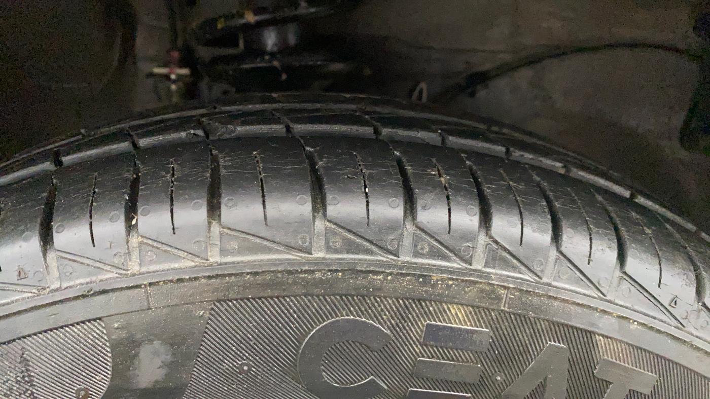 2019 Maruti Alto LXI, Petrol, Manual, 10,642 km, Right Front Tyre Tread