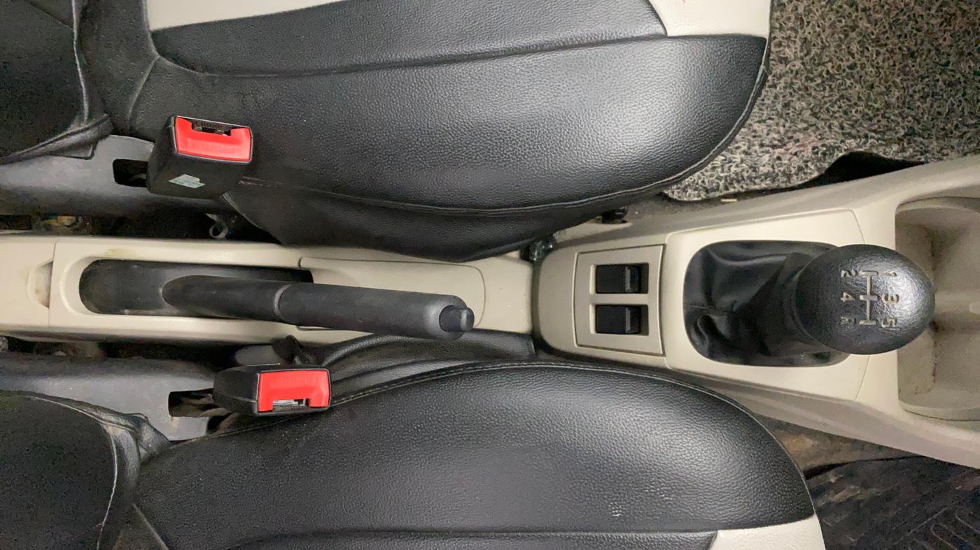 2019 Maruti Alto LXI, Petrol, Manual, 10,642 km, Gear Lever