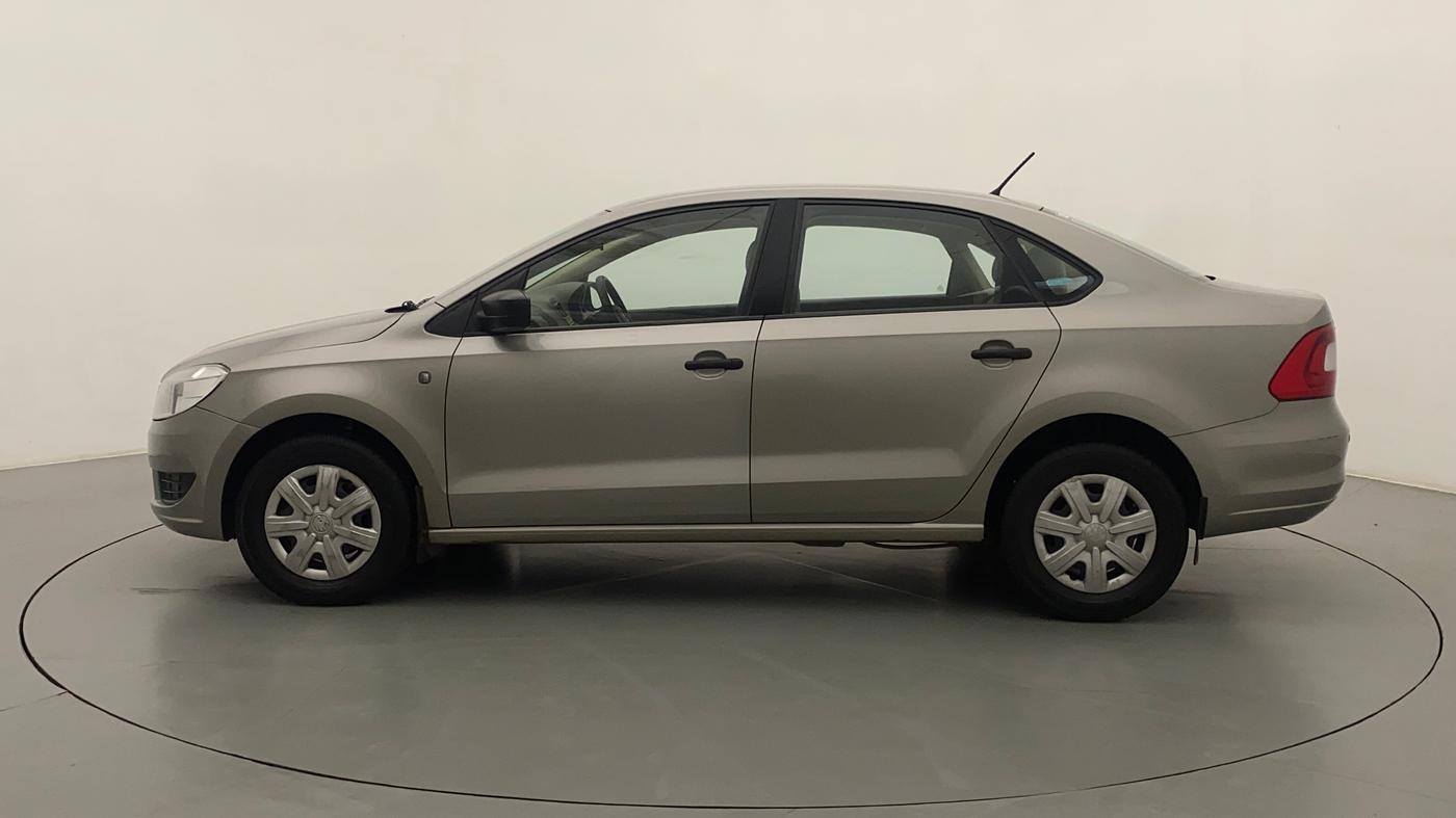 2013 Skoda Rapid ACTIVE 1.6 MPI MT PLUS, Petrol, Manual, 48,095 km, Left Side