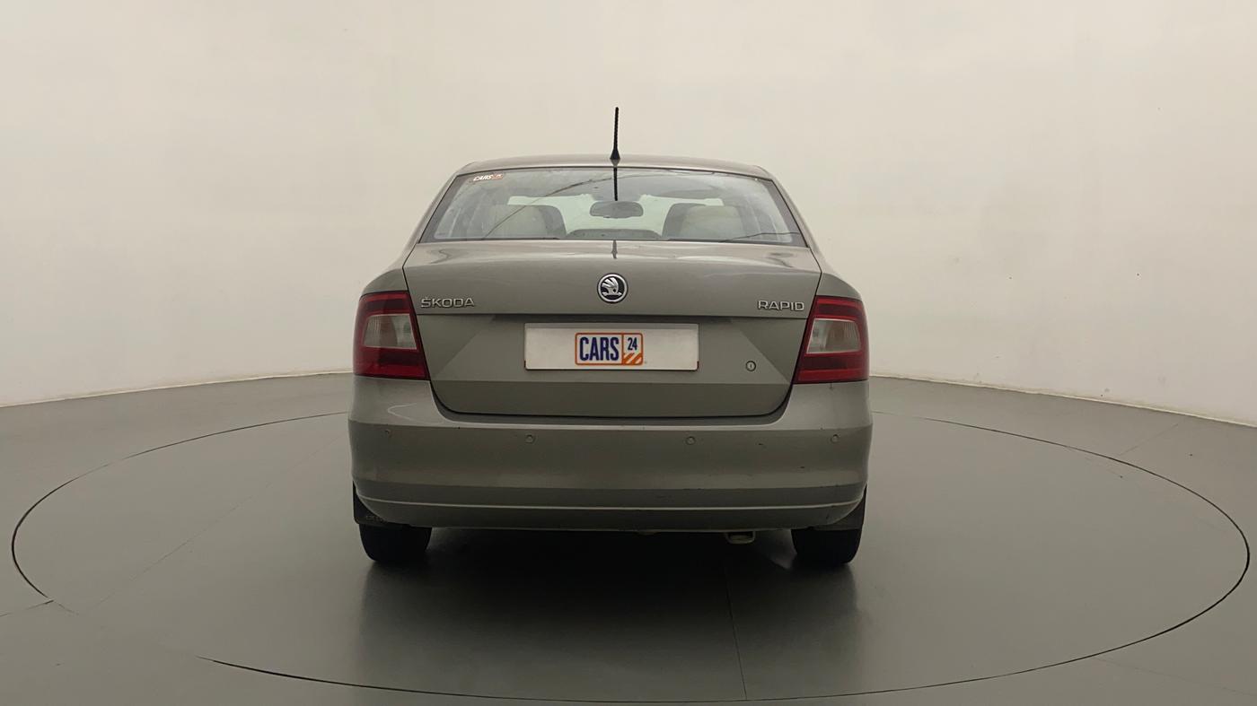 2013 Skoda Rapid ACTIVE 1.6 MPI MT PLUS, Petrol, Manual, 48,095 km, Back/Rear