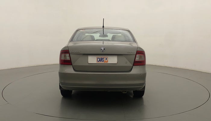 2013 Skoda Rapid ACTIVE 1.6 MPI MT PLUS, Petrol, Manual, 48,095 km, Back/Rear