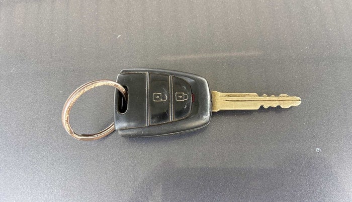 2019 Hyundai Grand i10 MAGNA 1.2 KAPPA VTVT, Petrol, Manual, 62,081 km, Key Close Up