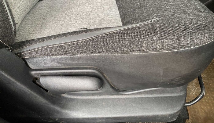 2014 Maruti Swift VXI, Petrol, Manual, 95,421 km, Driver Side Adjustment Panel