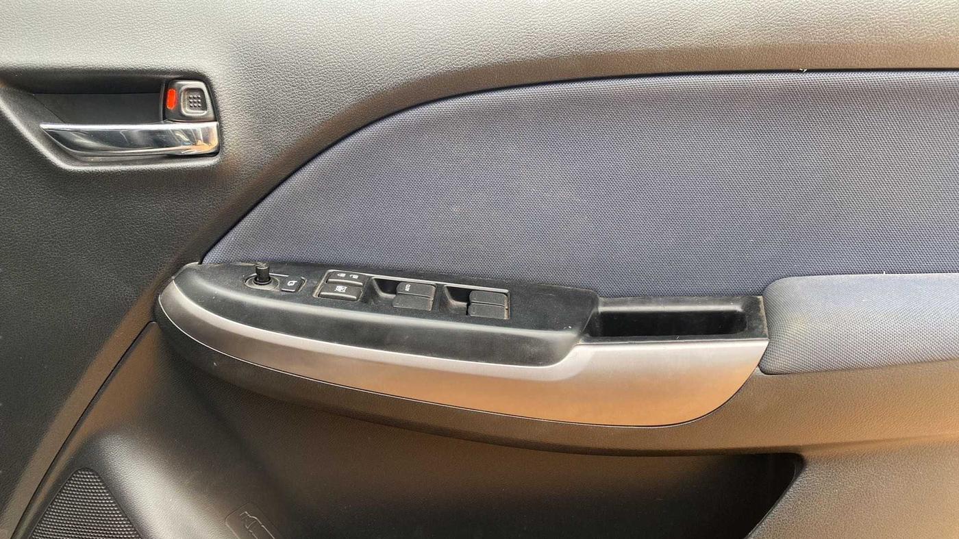 2021 Maruti Baleno DELTA PETROL 1.2, Petrol, Manual, 19,053 km, Driver Side Door Panels Control