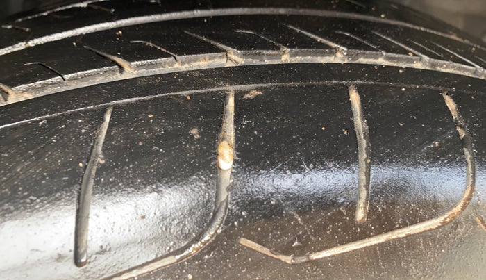 2023 Hyundai Verna S MT 1.5 MPI, Petrol, Manual, 24,896 km, Left Rear Tyre Tread