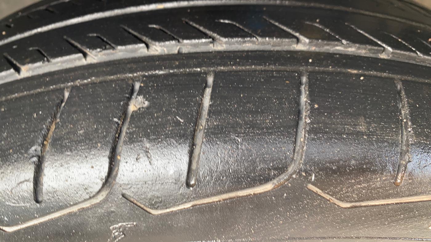 2023 Hyundai Verna S MT 1.5 MPI, Petrol, Manual, 24,941 km, Left Front Tyre Tread