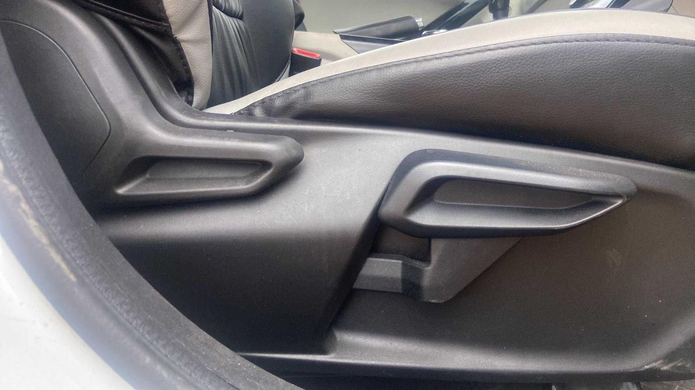 2022 Tata NEXON XZ PLUS PETROL, Petrol, Manual, 5,000 km, Driver Side Adjustment Panel